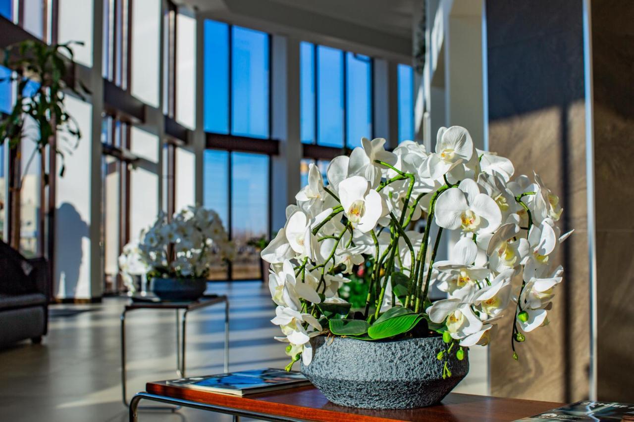 Sulo Atyrau Hotel Ngoại thất bức ảnh